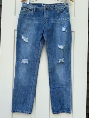 VTG Inc Low Rise Distressed size 4 Straight Leg Jeans 100% cotton